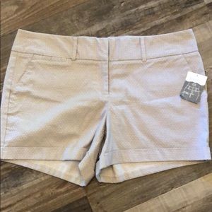 Maurices Sz 20 tan shorts
